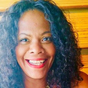 Meet your Posher, Tonia